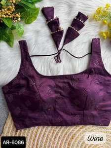 Blusa de seda Vichitra de estilo moderno indio, trabajo de secuencia de bordado pesado, ropa de boda confeccionada suave pura - Product Image 6
