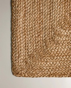 Le tapis tressé en jute durable de style moderne ajoute une beauté naturelle et un charme rustique à n'importe quelle pièce ou décor - Product Image 2