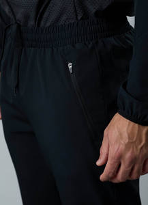 Jogger ajustado de alta calidad para hombre, material ligero y transpirable, bolsillo elástico en la cintura con cremalleras y detalle de cremallera en la espalda - Product Image 6