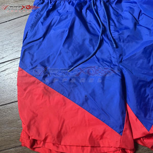 Short coupe-vent de style urbain pour femmes avec un design chic et un short coupe-vent ajusté doux au toucher - Product Image 4