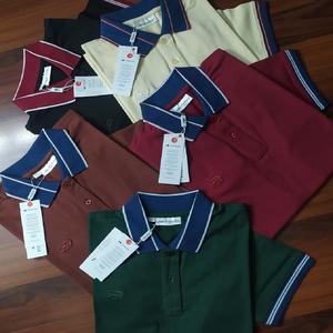 เสื้อผ้าฝ้ายบังคลาเทศสำหรับผู้ชาย สไตล์กอล์ฟ ดีไซน์กระดุมและซิป คอเสื้อแบบพิเศษ แขนสั้น ผ้าปิเก้ ชุดชั้นใน หลายสี - Product Image 5