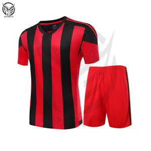 Uniformes de Fútbol Personalizados al por Mayor, 100% Poliéster, Económicos, con la Mejor Impresión por Sublimación, para Hombre. - Product Image 5