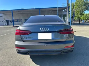 Audi A6 2022 impecablemente limpio - Product Image 3