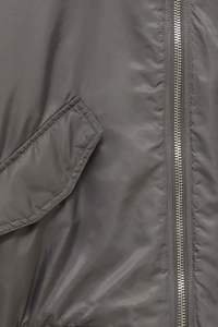 แจ็คเก็ตบอมเบอร์ทรงยาวแบบมีซิปเต็มตัวสำหรับผู้หญิง ไซส์พลัส ทันสมัย ระบายอากาศได้ดี แห้งเร็ว เป็นมิตรกับสิ่งแวดล้อม เหมาะสำหรับฤดูร้อนและฤดูหนาว สินค้ามาใหม่ - Product Image 6