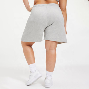 Nouvel arrivage Shorts décontractés grande taille pour femmes Couleur unie Style européen Taille haute Cordon de serrage Coton ample Shorts grande taille pour femmes - Product Image 2