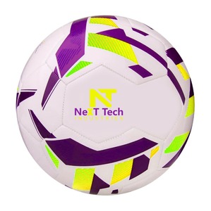 Balón de Entrenamiento de Fútbol Next Tech Industries, Material PU para Entrenamiento, con Diseño Personalizado y Logotipo Personalizado - Product Image 3