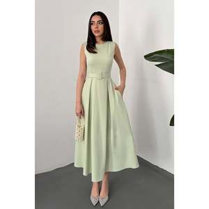 Vestido acampanado con cuello halter color menta - Verde menta - Product Image 1