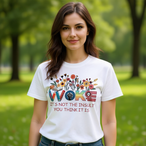 T-shirt promozionale da donna con stampa: "Woke IT 's Not the Insult You Think IT Is" - Product Image 3