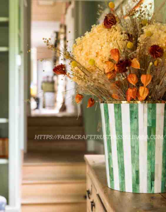 Flower Vase Handmade Hot Sale Bone Inlay Flower Vase for Table Decor Use Living Room Drawing Room Restaurants Hotel  Flower Port