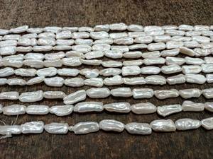 Cuentas de perla blanca natural con forma de pepita rectangular de 15-20mm vendidas por hebra de 16 pulgadas de largo - Product Image 2