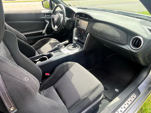 TOYOTA GR86 COUPÉ USADO CON TÍTULO LIMPIO, LISTO PARA ENVIAR - ENTREGA A DOMICILIO - Product Image 6