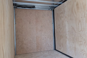 Remolque de Carga Cerrado de Aluminio 7x16, 2026, 7000 GVWR, Eje Tándem, Remolque Utilitario con Puerta de Rampa en V, para Transporte de Equipos, en Venta - Product Image 3