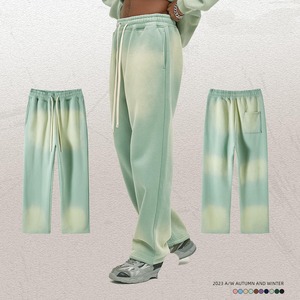 Pantalones Deportivos para Hombre Sun Fade, 100% Algodón Puro, Estilo Urbano, con Tecnología de Impresión DTG, Se Pueden Agregar Otros Procesos - Product Image 4