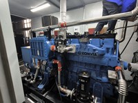 350kW Yuchai Biogas Geräuscharmer Einphasiger 380V Generator mit Fernstart Autostart DC Wasserkühlung 95% Effizienz IP23