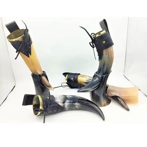 Cuerno de búfalo genuino indio, cuerno para beber, cuernos vikingos de estilo Animal con soporte de cuero, artículos religiosos a la venta en India a granel - Product Image 4