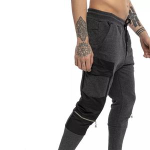 Pantalon de survêtement Cargo gris chiné pour hommes Patch noir Nouveau design Streetwear décontracté Joggers de sport à la mode Logo brodé personnalisable - Product Image 4