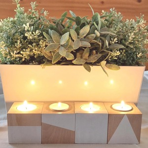 Bougeoir en bois à six colonnes, idéal pour la décoration intérieure, centre de table et éclairage festif, fabriqué à la main en Inde - Product Image 4