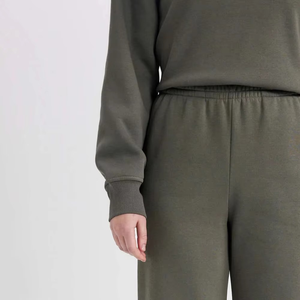 Derniers modèles de survêtements pour femmes de couleur unie en coton avec logo personnalisé Vêtements de sport Ensembles de survêtements à manches longues pour femmes Respirant - Product Image 4