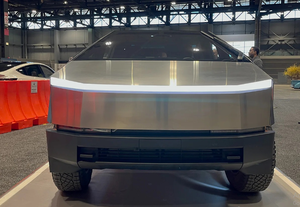 Listo para enviar: Tesla Cybertruck 2023 híbrido eléctrico de segunda mano, alta calidad, transmisión automática de 6 velocidades - Product Image 2