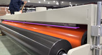 Appareil de traitement Corona personnalisé avec cadre en fer, boîtier en plexiglas et électrodes en aluminium durables pour le traitement de surface des films plastiques