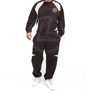 Conjunto de sudadera holgada de estilo urbano para hombre con capucha y pantalones holgados con dobladillo elástico, sudadera holgada para hombre - Product Image 1