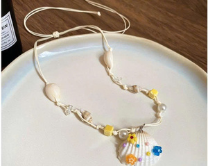 Collier en coquille d'escargot fait main au Vietnam, style marin, accessoire de bijoux en coquille - Product Image 2
