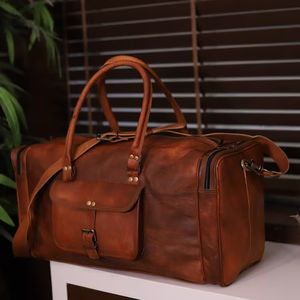 Sac polochon en cuir véritable à motif de bonbons vintage unisexe fait à la main à la mode Gym et voyage Weekender bagages de nuit - Product Image 1