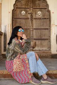 Veste Suzani pour femmes faite à la main, best-seller, brodée en coton, manteau d'hiver, style robe longue ou courte, réversible, bohème, ethnique - Product Image 3