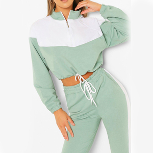 Ensemble de survêtement pour femmes, décontracté et sportif, deux pièces, coupe ample, tissu doux pour l'entraînement, la détente et les vêtements de rue - Product Image 1