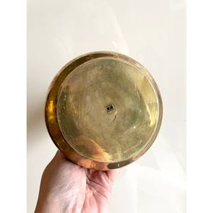 Pichet à eau Vintage en laiton massif/fabriqué en Inde pichet courbé en laiton doré/poignée ornée rustique carafe en laiton - Product Image 2