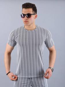 เสื้อยืดลำลองผู้ชายผ้าฝ้ายสำหรับฤดูร้อน ทรงเข้ารูปทันสมัย ลายทางแนวตั้ง แฟชั่นใหม่ เสื้อแขนสั้นสำหรับออกกำลังกาย - Product Image 3