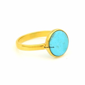 Bague personnalisée en argent sterling 925 plaqué 18 carats avec lunette en vermeil, dernière bague fine pour femme Arizona Turquoise fabriquée en Inde - Product Image 1
