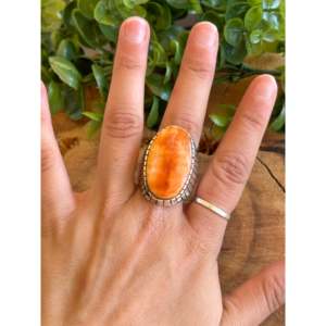 แหวนหอยมุกหนามทำมือของเรย์ แจ็ค ตัวเรือนเงินสเตอร์ลิง ขนาด 12.75 - Product Image 2
