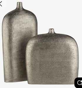 Florero Moderno de Aluminio Martillado Plateado, Metal Ecológico Hecho a Mano, Decoración Personalizable para Bodas, Hogar y Hoteles - Product Image 4