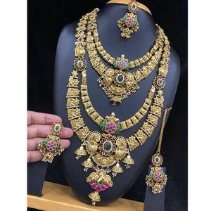 Conjunto de collar combinado chapado en oro con piedra CZ AD de diseño exclusivo de calidad superior con pendientes Tikka para colección de bodas - Product Image 1