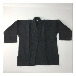 Uniforme de Karate Personalizado Spido Gear para Entrenamiento de Artes Marciales para Hombre con Tela Elástica - 100% Algodón 280g, Duradero y Transpirable - Product Image 5