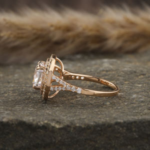 Cojín de oro macizo de 18 quilates, Diamante cultivado en laboratorio, ajuste de Halo doble, lujoso anillo de compromiso, anillo de regalo para mujer, certificado IGI - Product Image 1