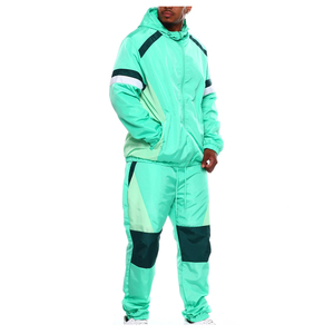 Chaqueta de verano de alta calidad para hombre, chaqueta de concha suave personalizada, chándal, conjunto corto cortavientos de bloque de Color para hombre - Product Image 3