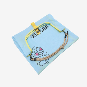 Bolsa Ecológica de Nailon Azul Práctica y Elegante ShopEase con Asa de Cuerda y Cierre de Hombro - Product Image 5
