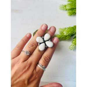 แหวน Myron Benally Boho Statement Ring ลายเรขาคณิตสีขาวบาฟเฟิลและเทอร์ควอยซ์ เงินสเตอร์ลิง ไซส์ 6.25 สำหรับใส่ทุกวัน - Product Image 2