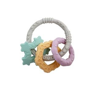 Giocattolo Sensoriale all'Ingrosso, Nuovo Anello Massaggiagengive per Neonati, Giocattolo Morbido a Forma di Ciuccio, Sonaglio Masticabile in Silicone di Grado Alimentare per Neonati e Bambini - Product Image 1