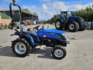 Tractor Agrícola Compacto Usado Iseki TH5370, Tractor Utilitario Diésel de 21HP para Trabajo de Campo - Product Image 6