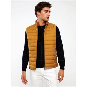 Venta al por mayor Pakistán fabricado media manga cierre de cremallera hombres mujeres chaqueta acolchada logotipo personalizado 100% algodón diseño elegante - Product Image 6