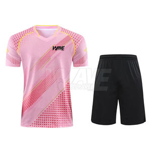 ชุดกีฬา100% โพลีเอสเตอร์น้ำหนักเบาระบายอากาศได้ดีสำหรับผู้ชายชุดฝึกฟุตบอลแบบกำหนดเอง - Product Image 1