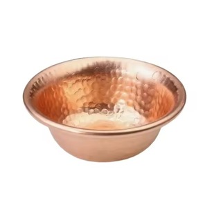 Tazón para Servir Alimentos de Cobre Pulido con Diseño Martillado - Product Image 1