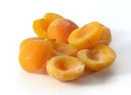 Albaricoques secados al sol de alta calidad, de origen agrícola, conservados naturalmente sin aditivos, ideales para refrigerios saludables, cocina y repostería. - Product Image 4