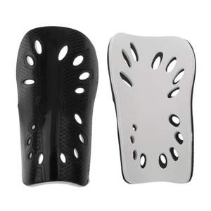 Espinillera protectora de fútbol para uso unisex con diseño de logotipo personalizado de calidad profesional - Product Image 2