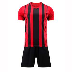 Camiseta de fútbol retro personalizada para hombre, uniforme de fútbol por sublimación personalizado - Product Image 3