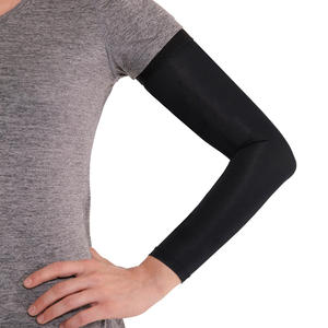 Mangas de brazo clásicas con corte moderno adecuado para actividades deportivas al aire libre y marca - Product Image 3