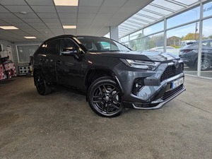 รถยนต์โตโยต้า RAV4 2.5 PHEV AWD-i GR SPORT เกียร์อัตโนมัติ SUV/รถออฟโรด/รถกระบะ 5 ที่นั่ง หลังคาซันรูฟ สภาพใหม่/มือสอง - Product Image 6